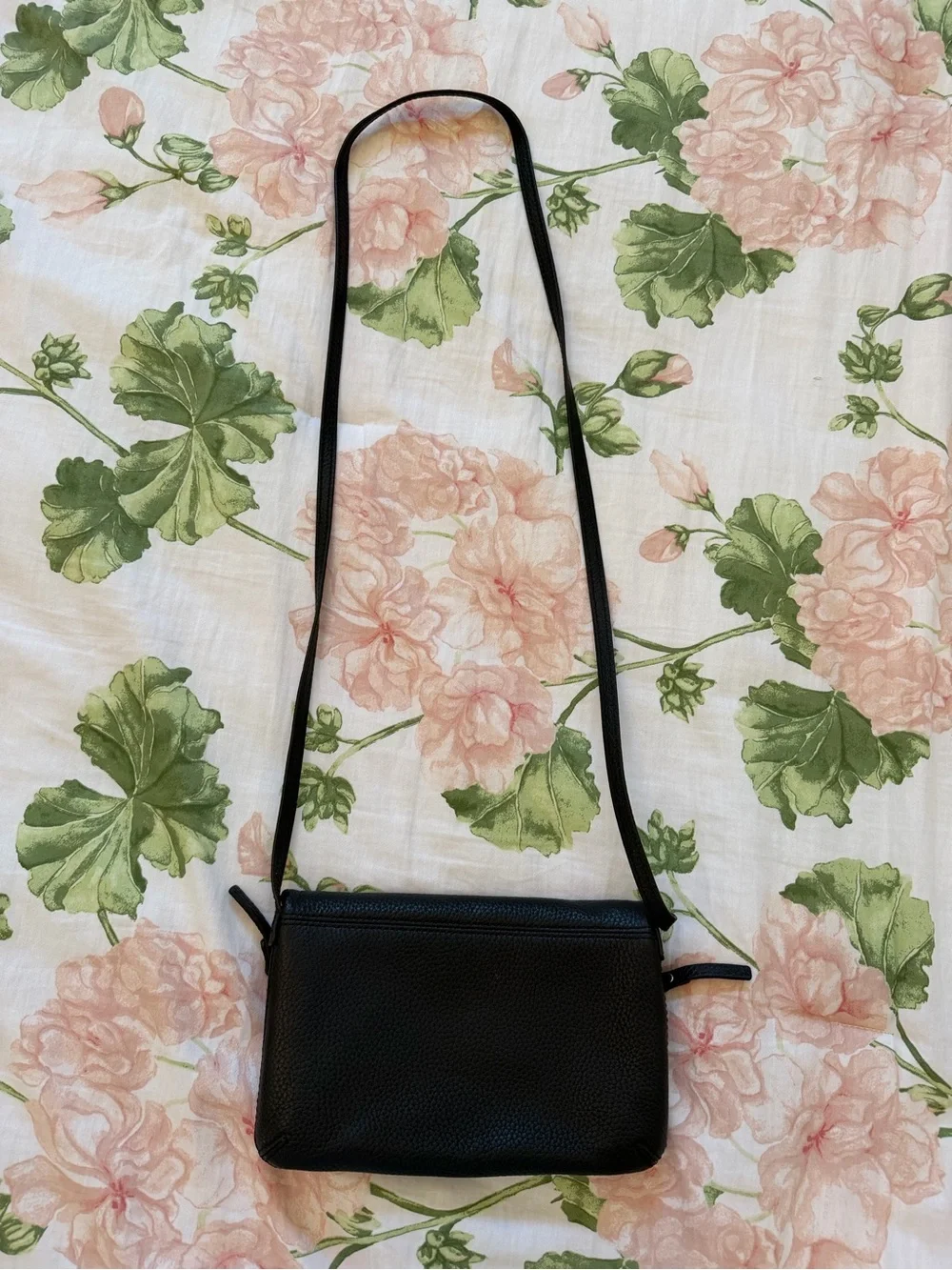 kate spade Black Pebbled Leather Crossbody Purse